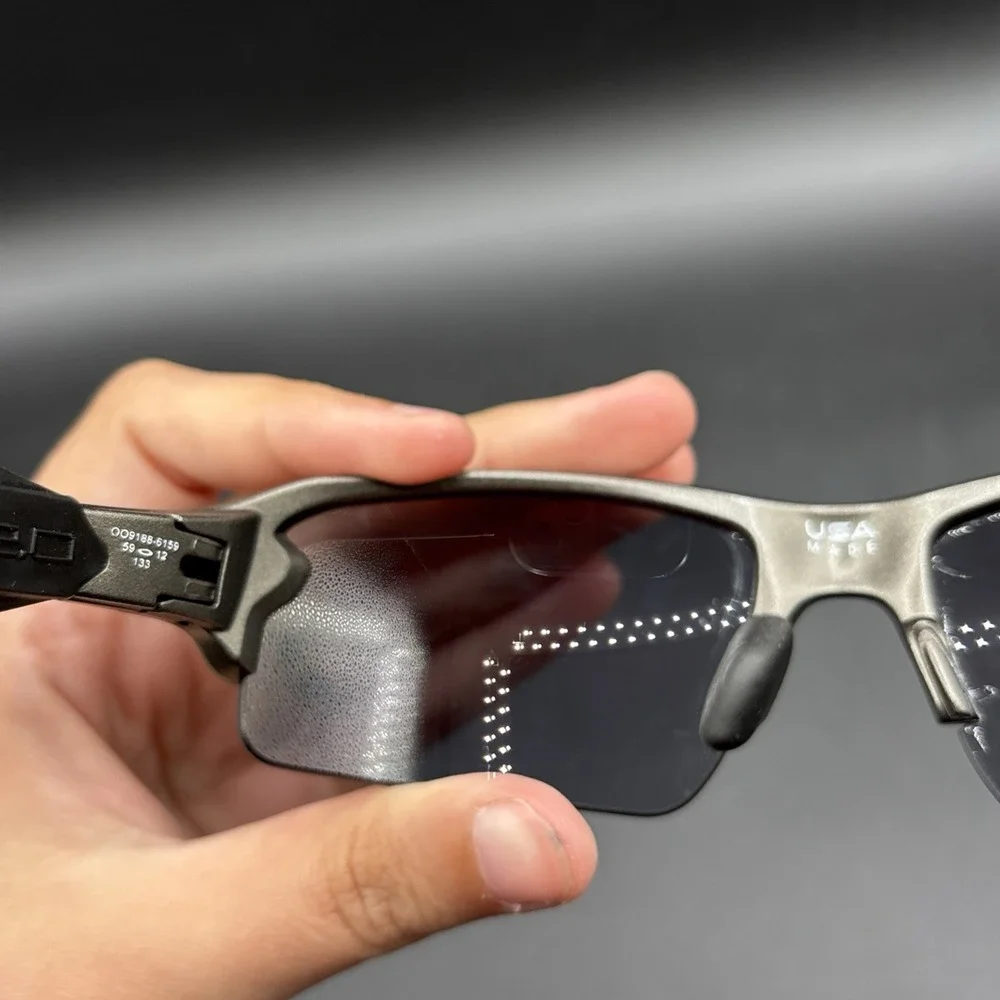 Oakley Flak 2.0 Sunglasses OO9188-6159 Concrete 59-12 133 Gray Lenses